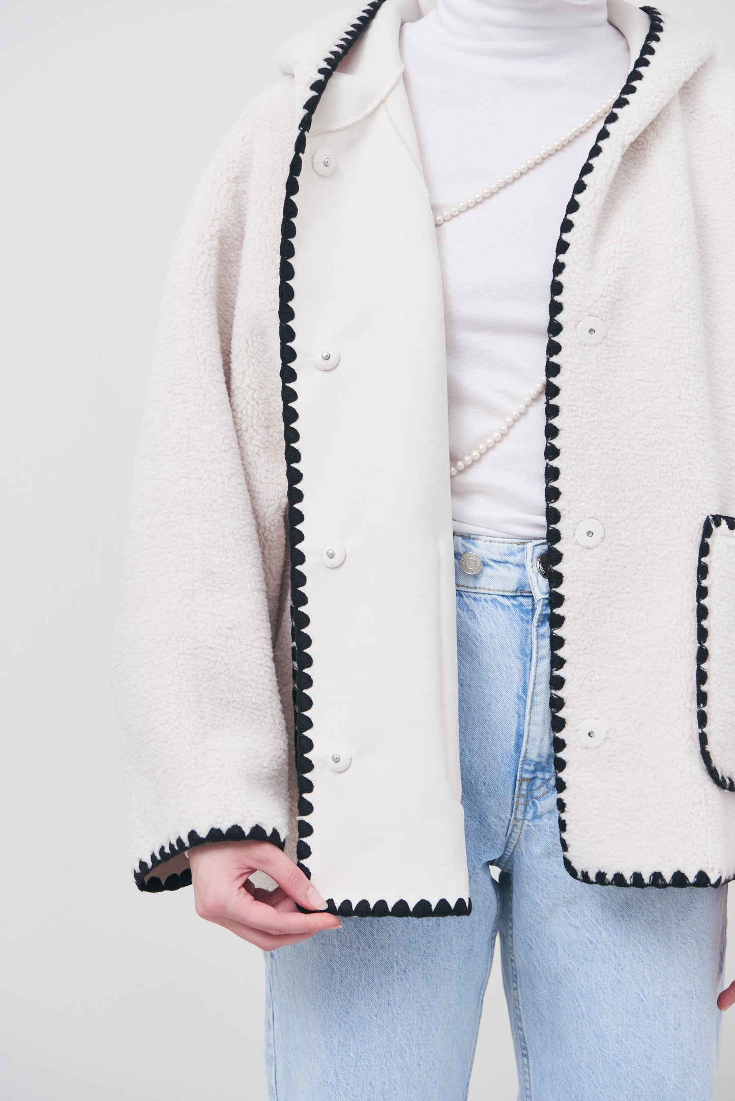 Pre Order/Scallop Boa Hoodie / Ivory